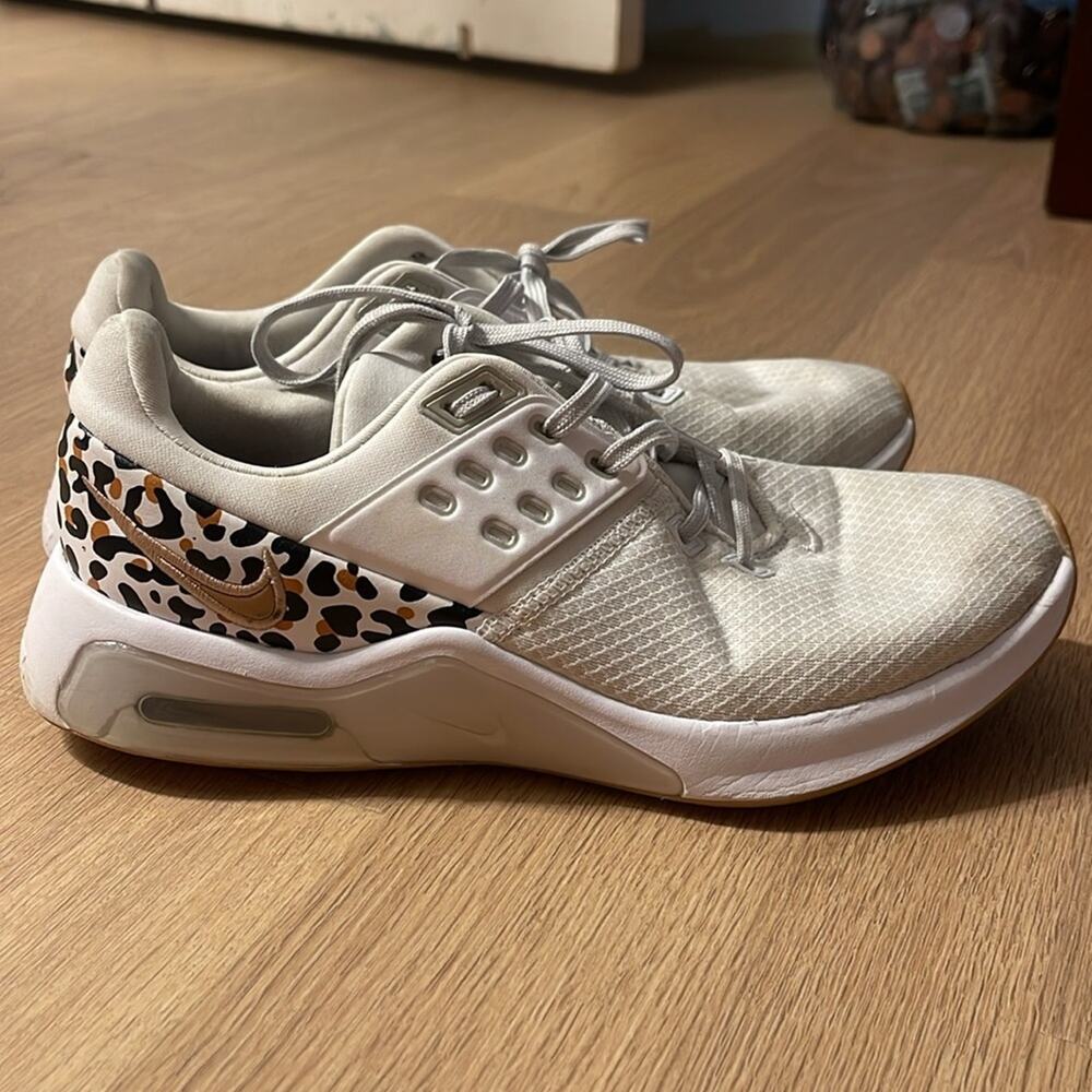 NIKE White Leopard Airmax Sneakers Size 9.5 - Picture 7 of 11